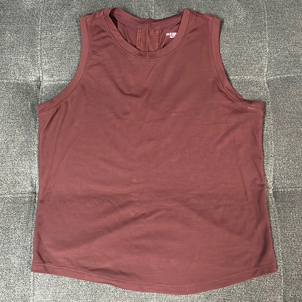 Dark Red Old Navy Tank Top in Size Women’s XS